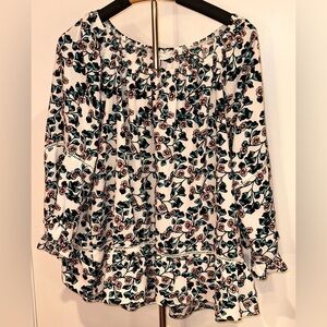 Fever Floral Blouse. Size 1X
